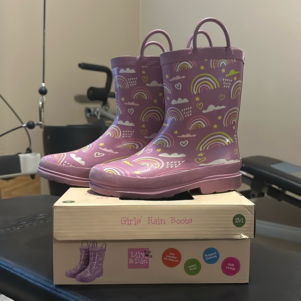 Used Lily & Dan girl’s Rain Boots size 13/1